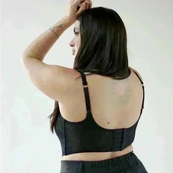 Urban Outfitters Out From Under Lovestruck Lace Corset - S - Picture 2 of 3